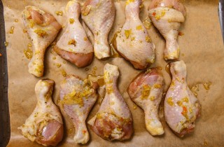 Куриные ножки в пикантном медово-чесночном соусе - фото шага 5