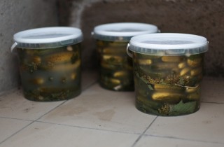 Квашеные огурчики - фото шага 11