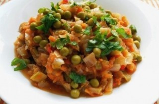 Овощное рагу со свининой в мультиварке - фото шага 7