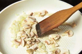 Манты с грибами - фото шага 5