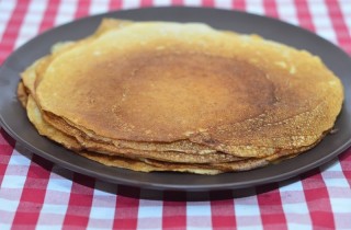 Простые блинчики с начинкой - фото шага 12