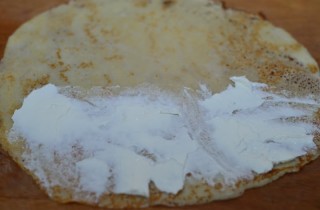 Простые блинчики с начинкой - фото шага 17