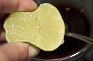 Экзотический шашлык из курицы в духовке - фото шага 4