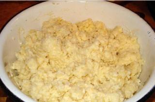 Картофельная запеканка с мясом - фото шага 6