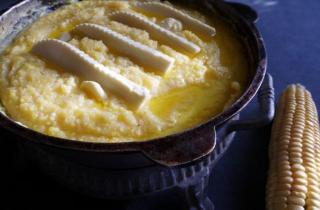 Кукурузная каша с сыром в горшочке - фото шага 4