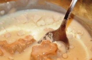 Пирожки с беконом - фото шага 1