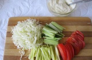 Шаурма с курицей и овощами - фото шага 4