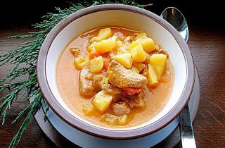 Гуляш по-венгерски - фото шага 12
