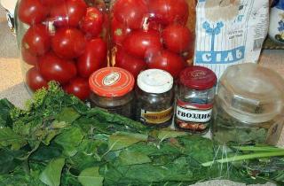 Квашеные помидоры - фото шага 1
