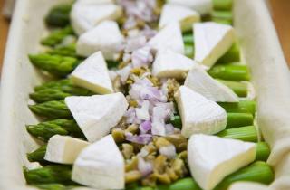 Пирог со спаржей и сыром бри - фото шага 3