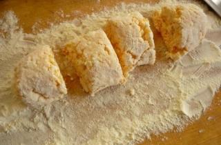Сырники с морковью - фото шага 5